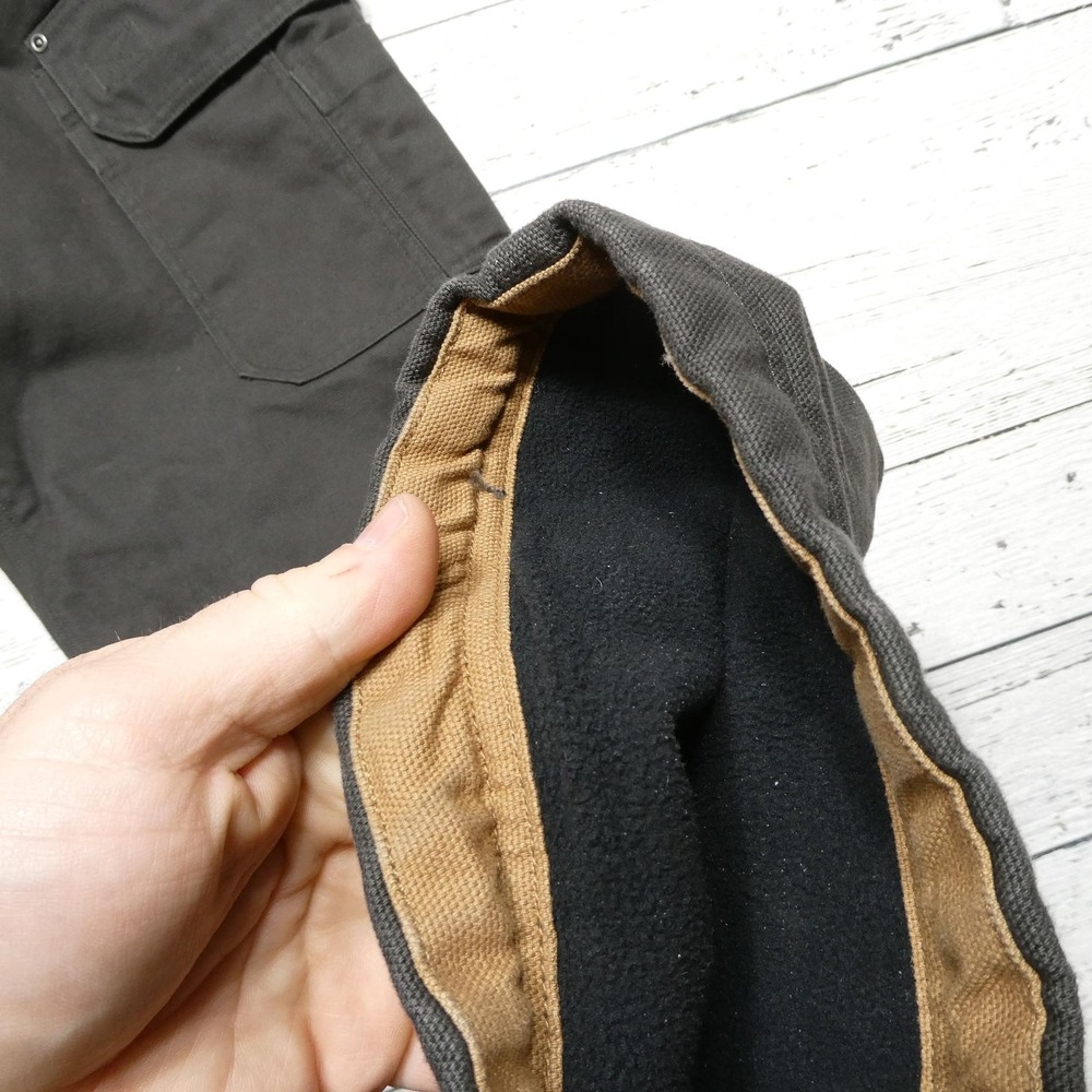 Duluth Trading Cargo Pants Mens 36x30 Green Canvas Fleece Lined Workwear Winter - Picture 4 of 8